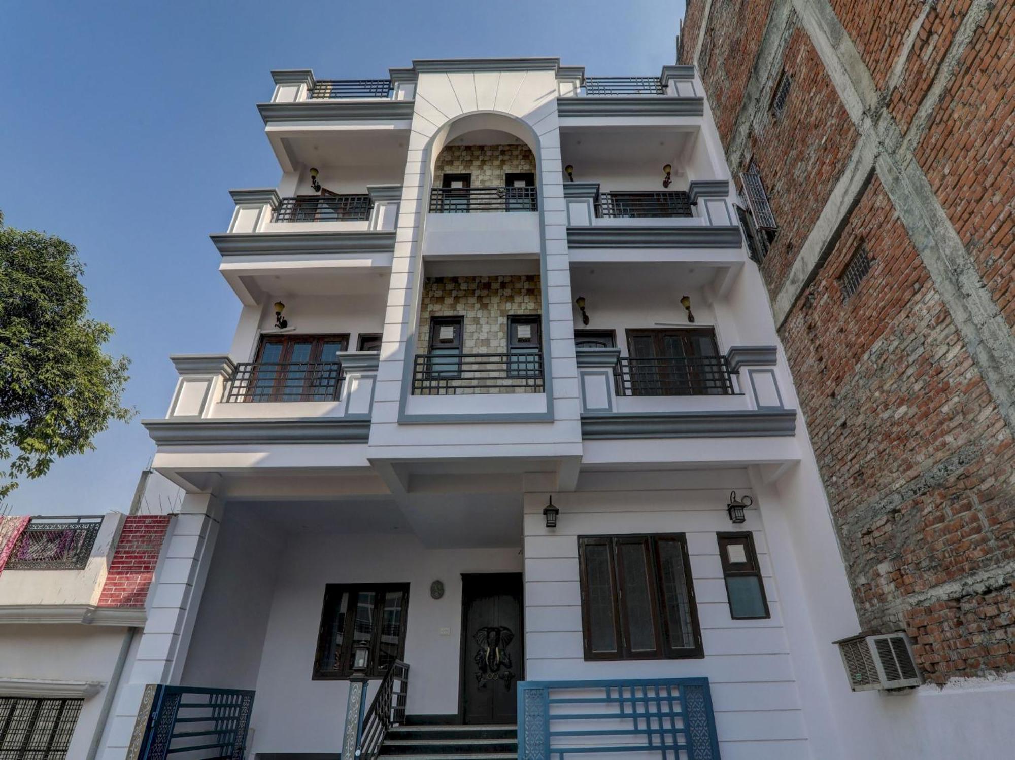 Collection O The Lemongrass Hotel Prayagraj Exterior photo